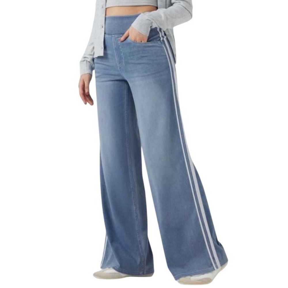 Halara Flex High Waisted Stripe Wide Leg Flowy Washed Medium Jeans Pockets NEW